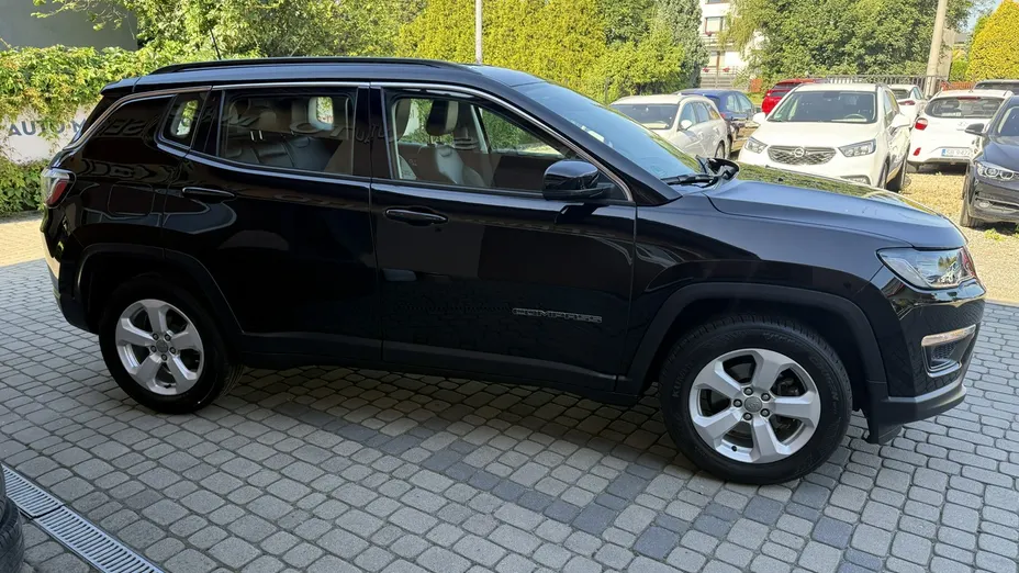 JEEP Compass -