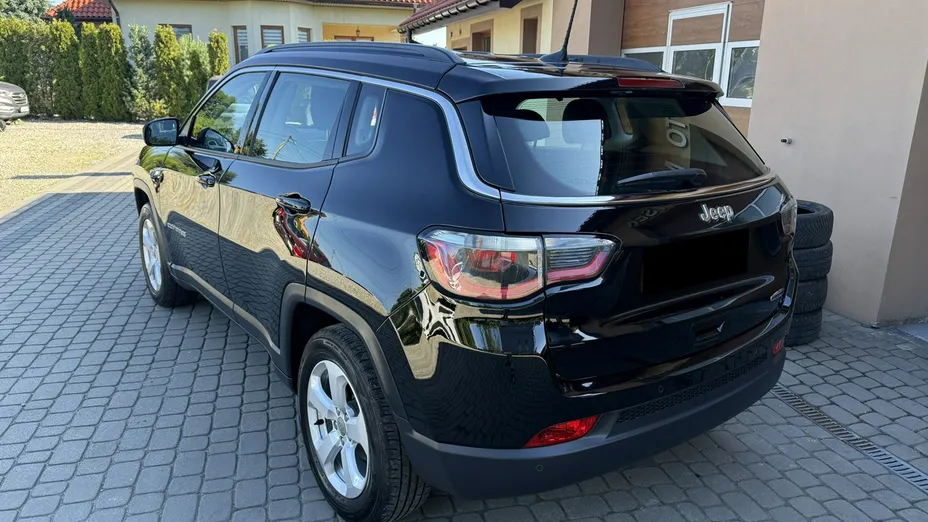 JEEP Compass -
