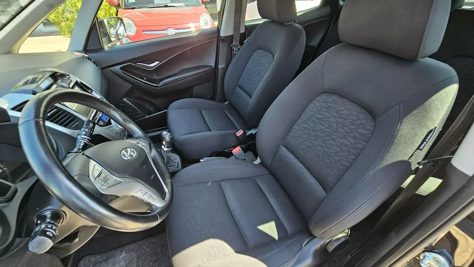 HYUNDAI ix20 -