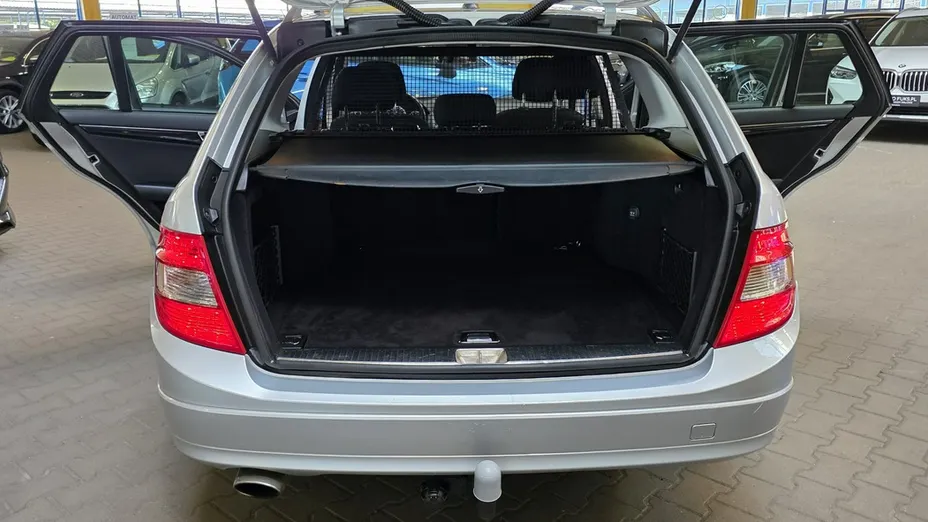 MERCEDES-BENZ C Klasa -