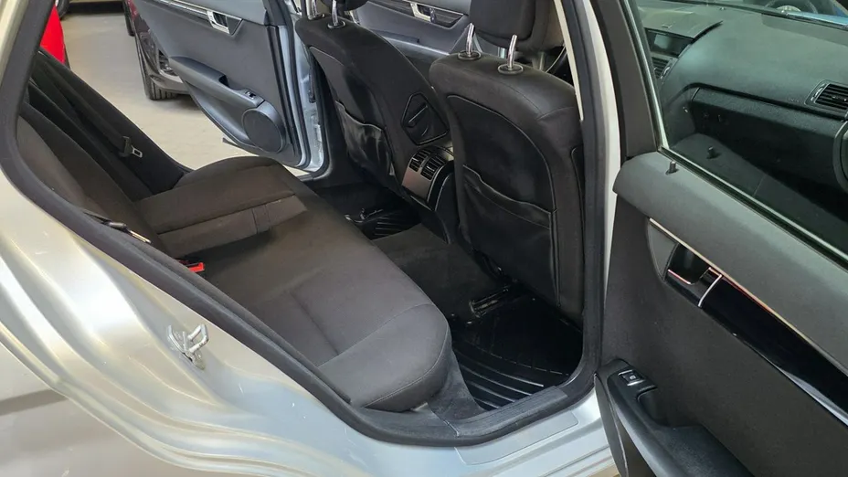 MERCEDES-BENZ C Klasa -
