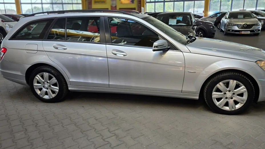 MERCEDES-BENZ C Klasa -