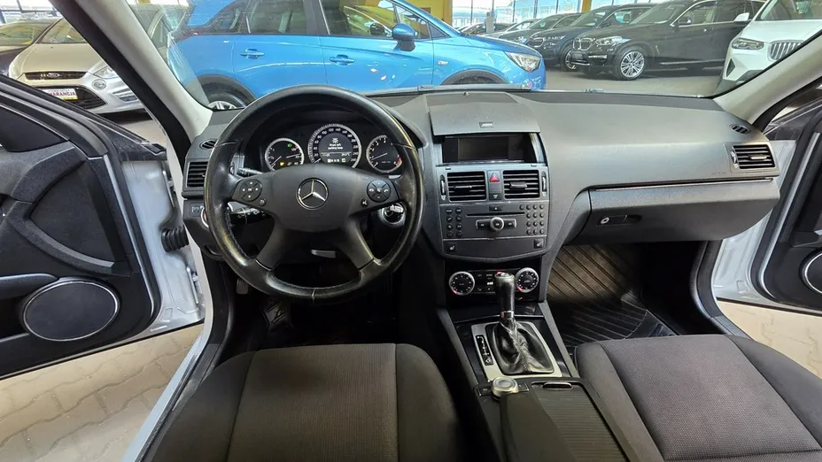 MERCEDES-BENZ C Klasa -
