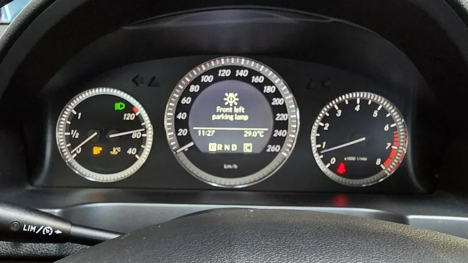 MERCEDES-BENZ C Klasa -