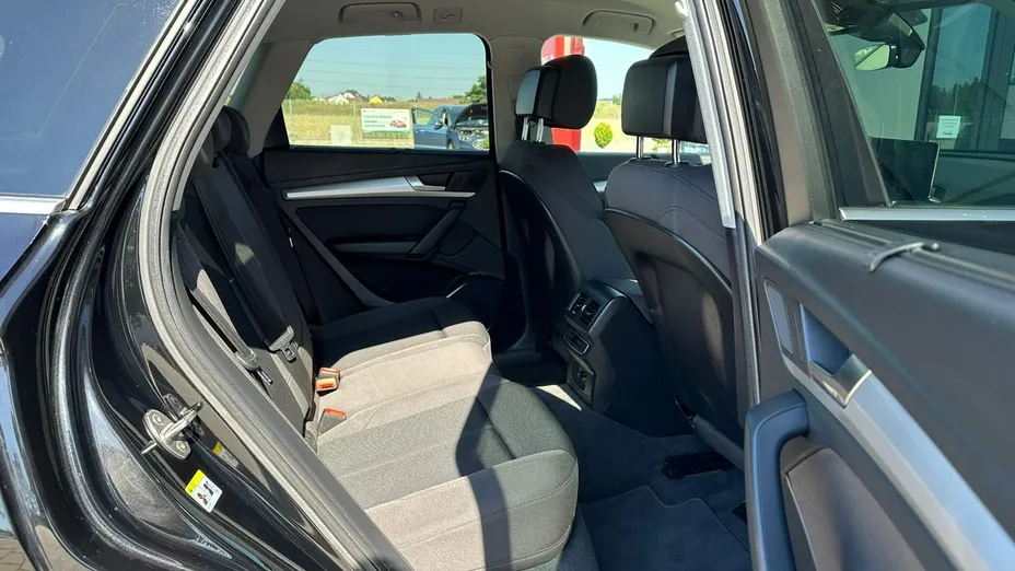 AUDI Q5 -