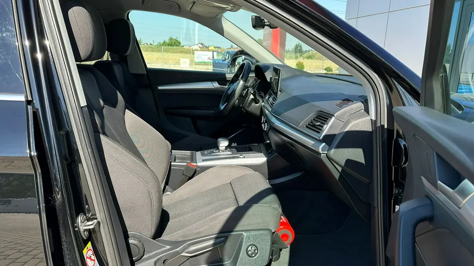 AUDI Q5 -
