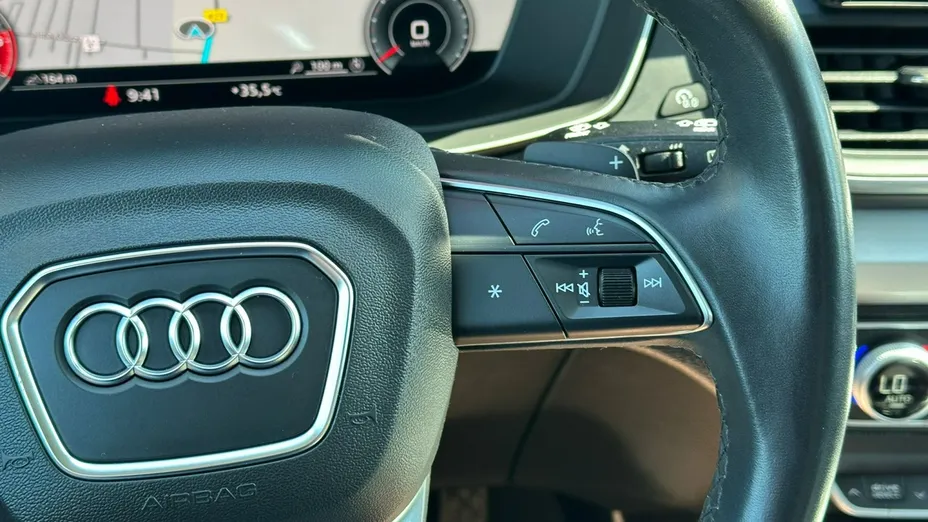 AUDI Q5 -