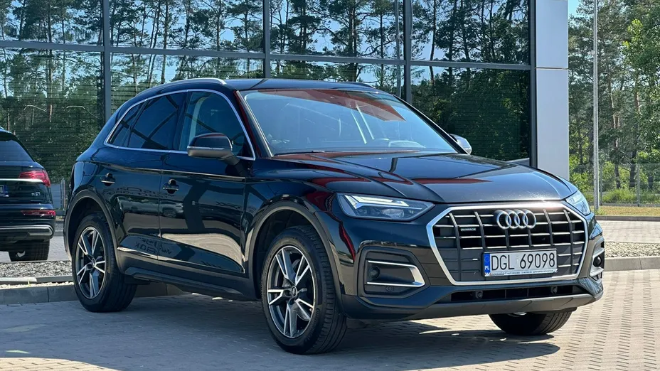 AUDI Q5 -