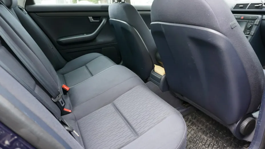 AUDI A4 -