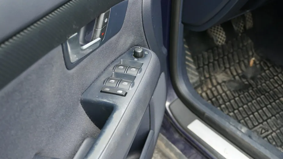 AUDI A4 -