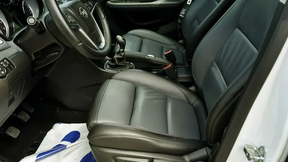 OPEL Mokka -