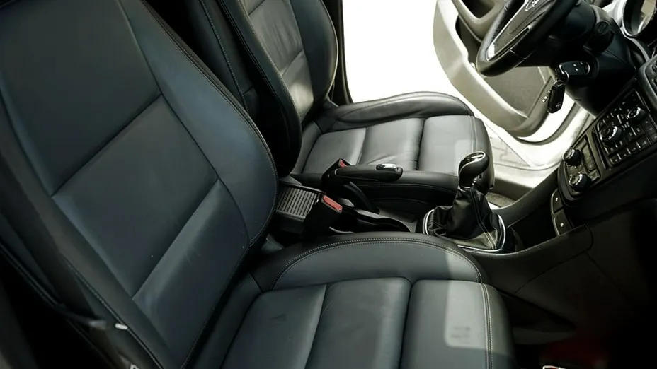OPEL Mokka -