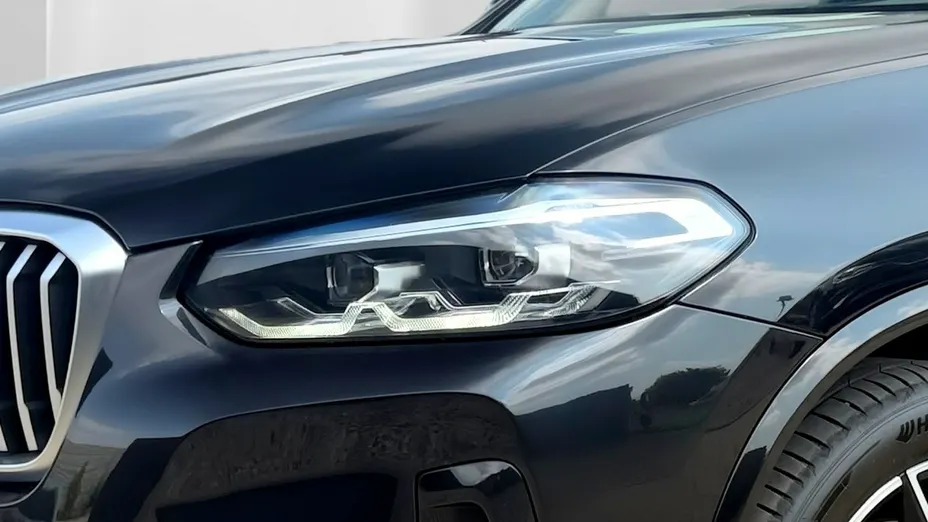 BMW X3 -
