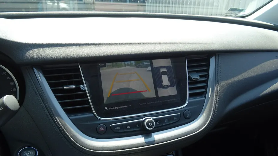 OPEL Grandland X -