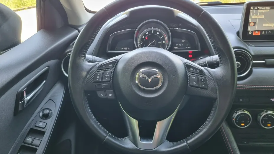 MAZDA 2 -
