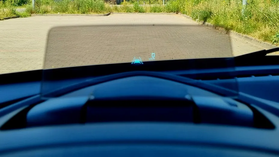 MAZDA 2 -