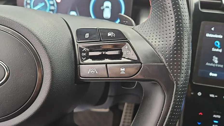 HYUNDAI Tucson -