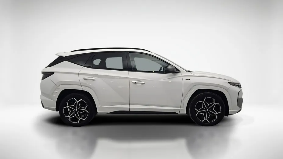HYUNDAI Tucson -