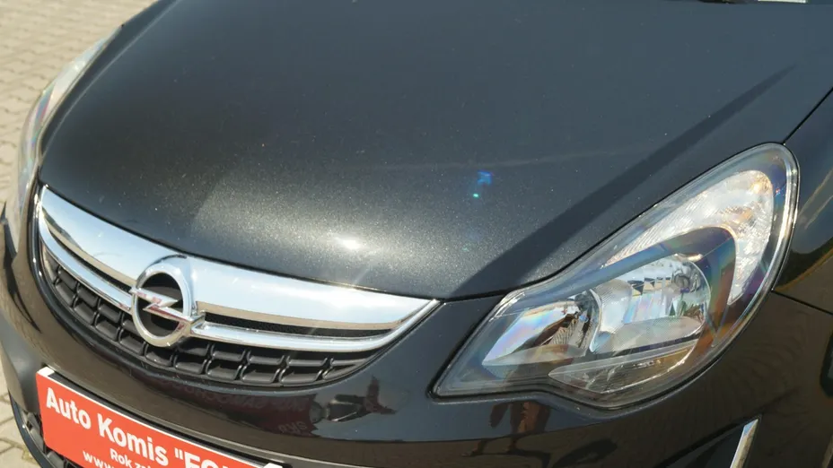 OPEL Corsa -