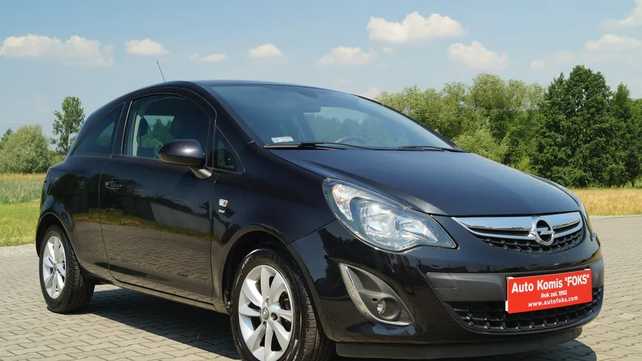 OPEL Corsa -