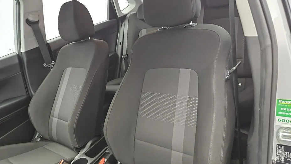 HYUNDAI i20 -
