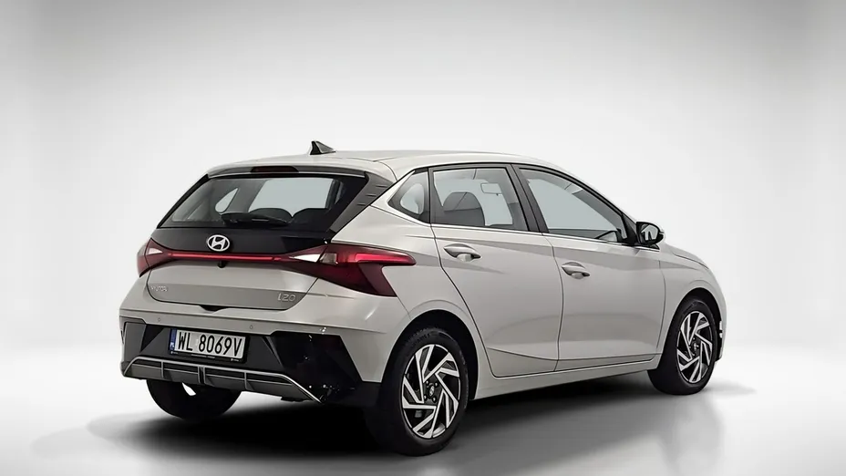 HYUNDAI i20 -