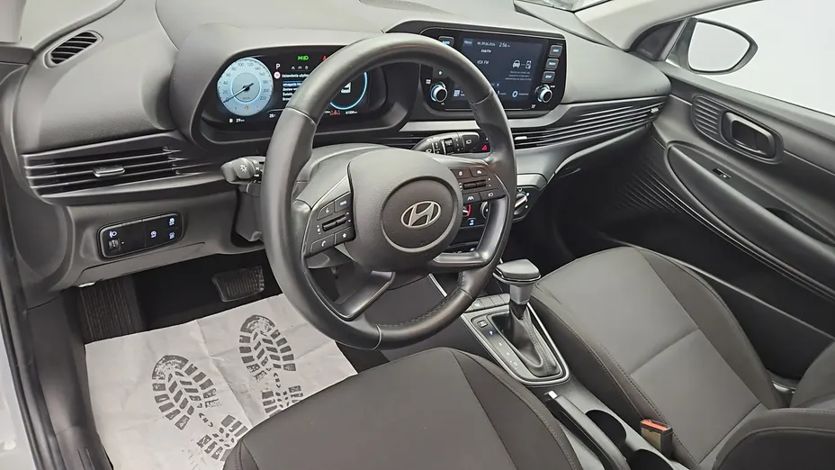 HYUNDAI i20 -