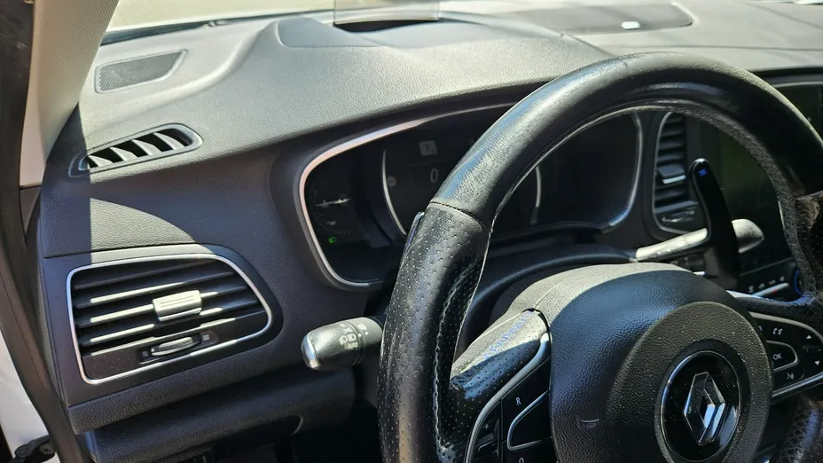 RENAULT Megane -