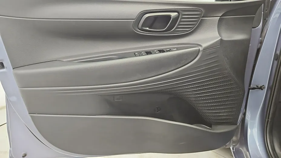 HYUNDAI i20 -