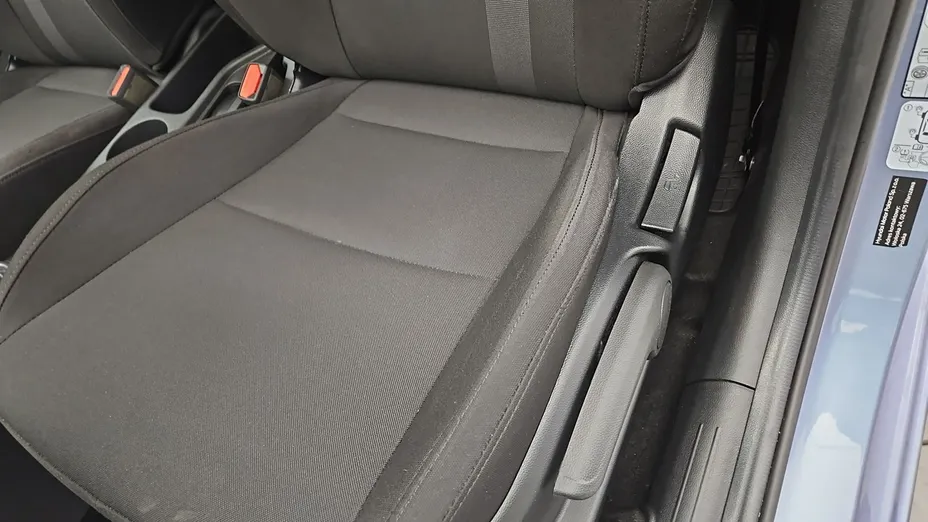 HYUNDAI i20 -
