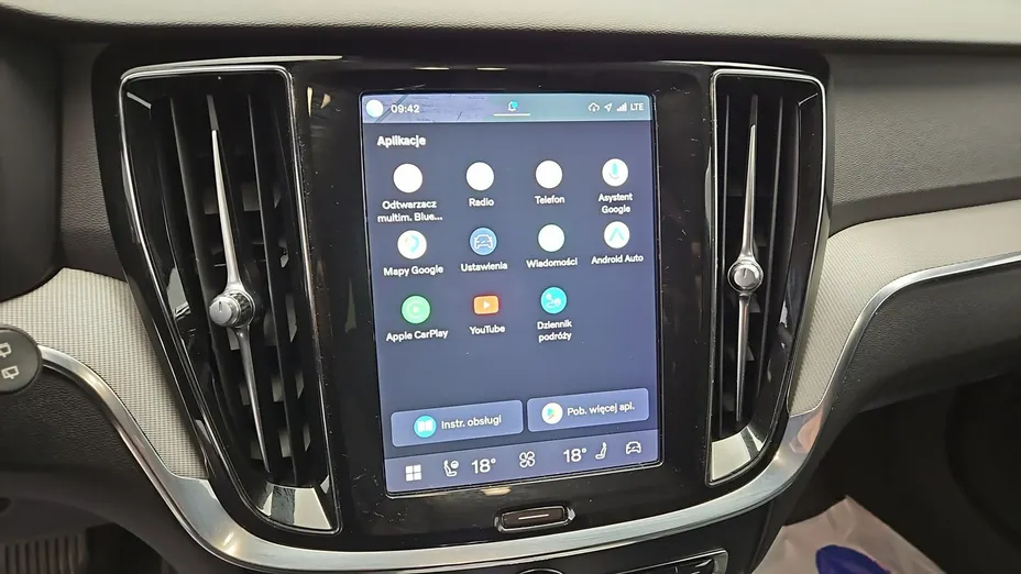 VOLVO V60 -