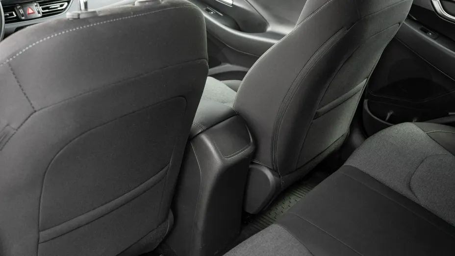 HYUNDAI i30 -