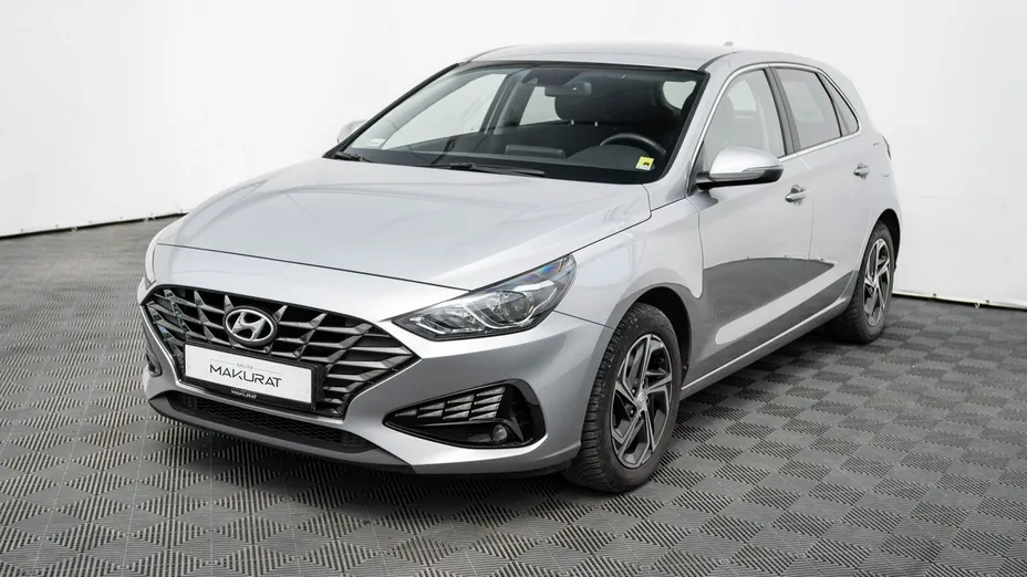 HYUNDAI i30 -