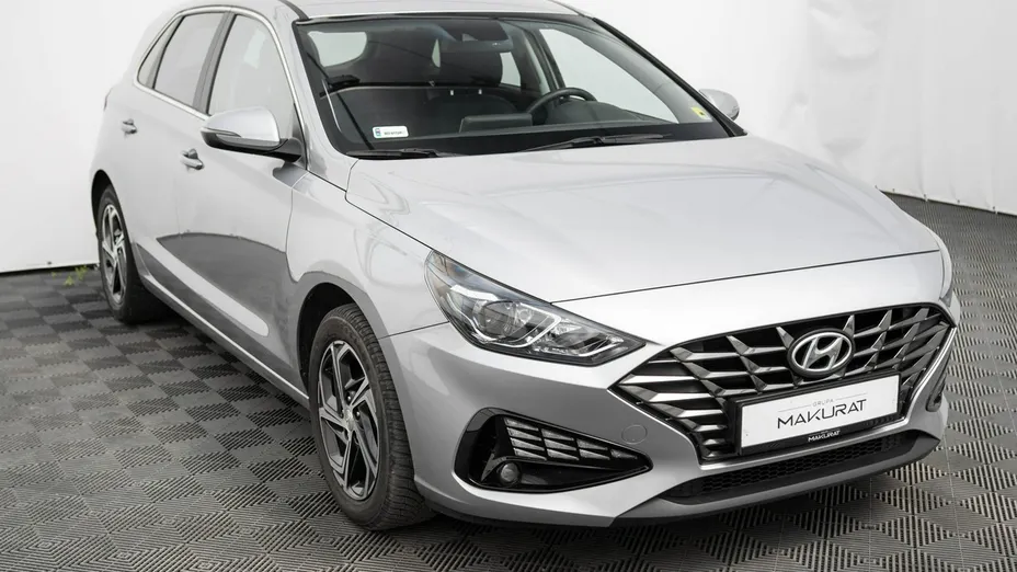 HYUNDAI i30 -