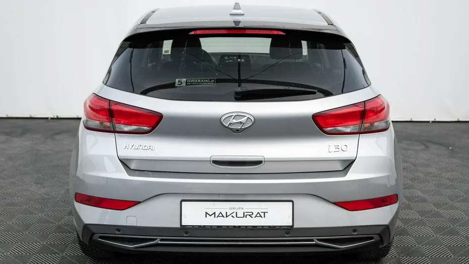 HYUNDAI i30 -