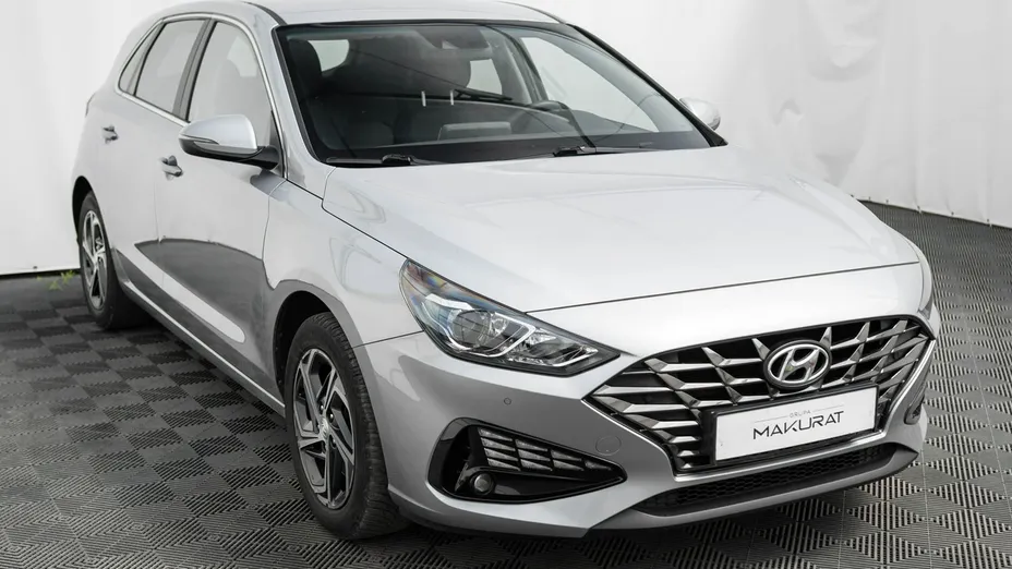 HYUNDAI i30 -
