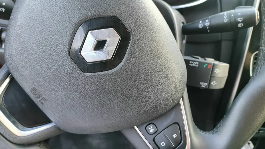 RENAULT Clio -