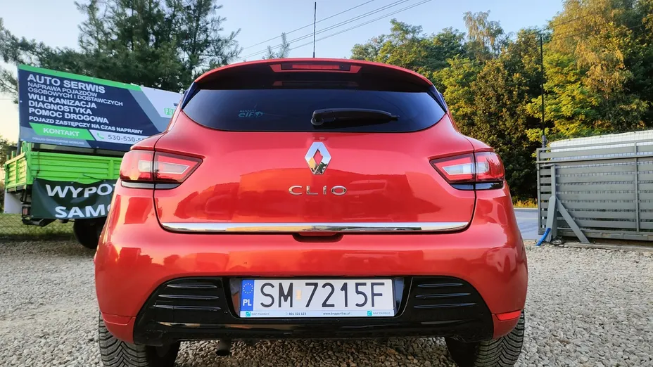 RENAULT Clio -