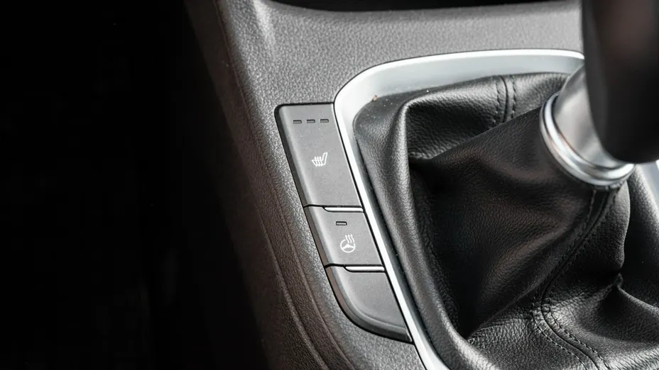 HYUNDAI i30 -