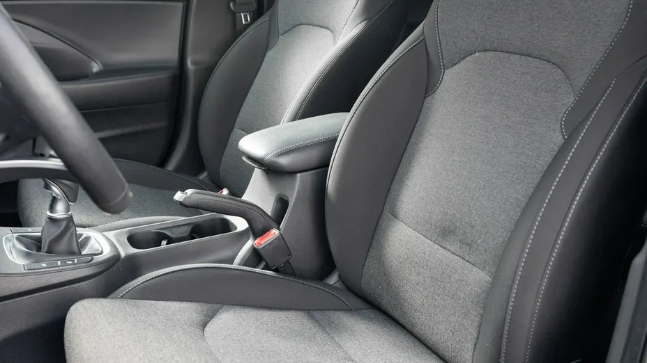 HYUNDAI i30 -