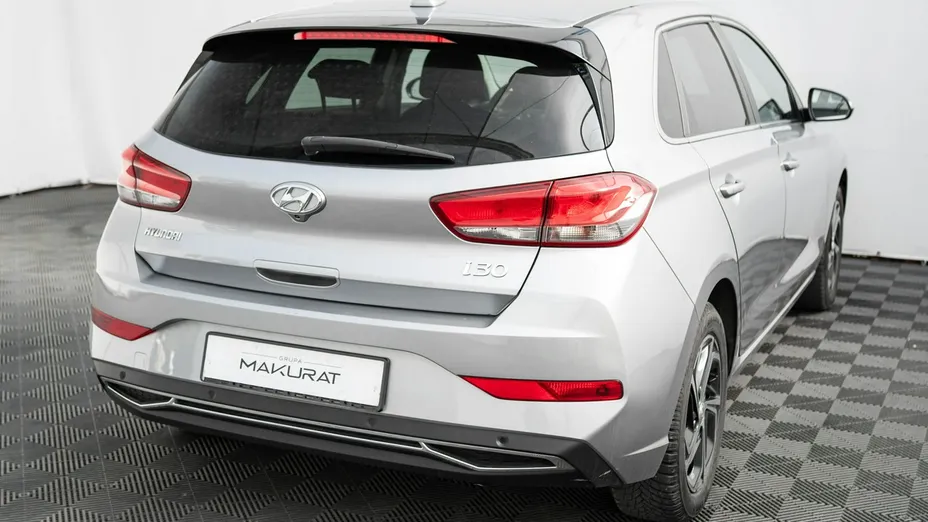 HYUNDAI i30 -
