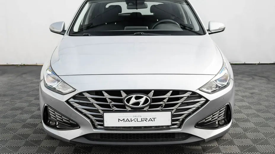 HYUNDAI i30 -