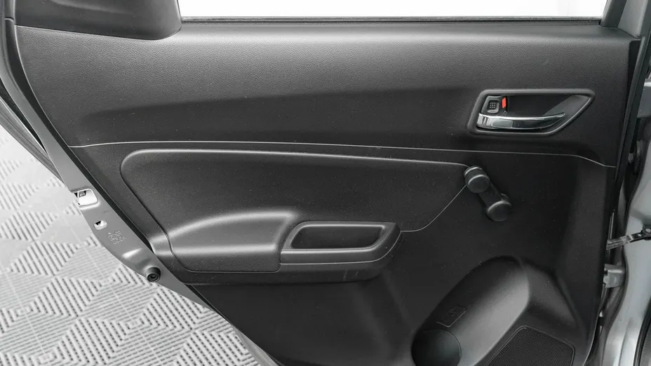 SUZUKI Swift -