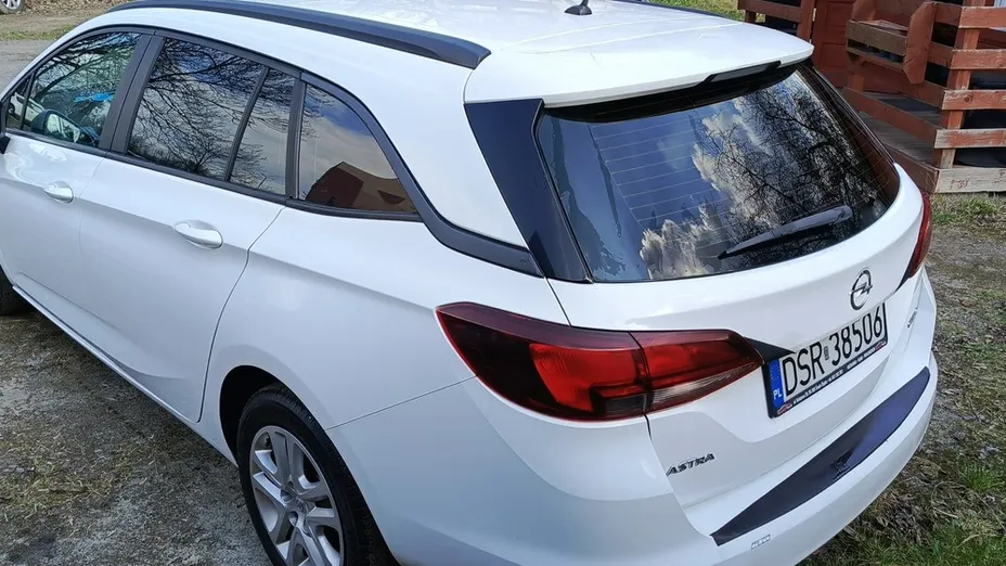 OPEL Astra -