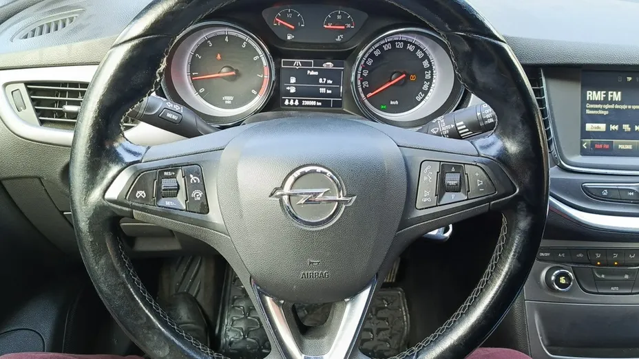 OPEL Astra -