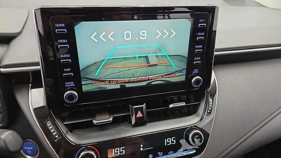 TOYOTA Corolla -