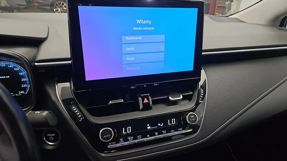 TOYOTA Corolla -