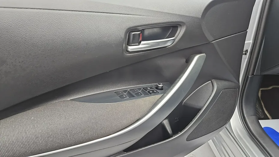 TOYOTA Corolla -