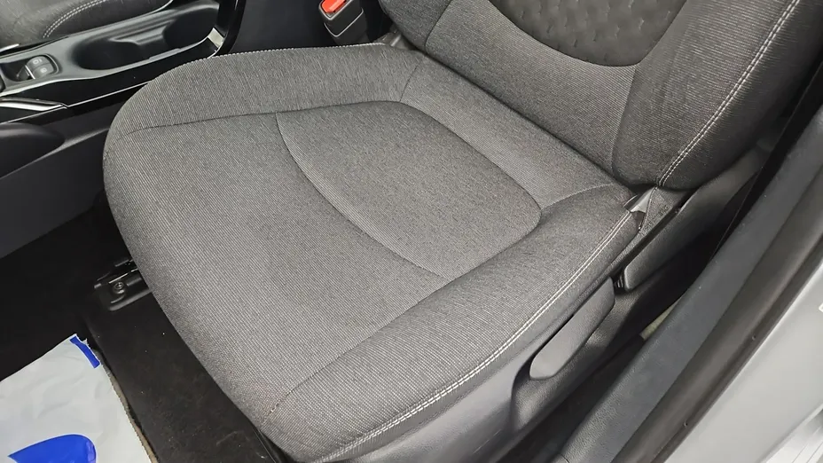 TOYOTA Corolla -