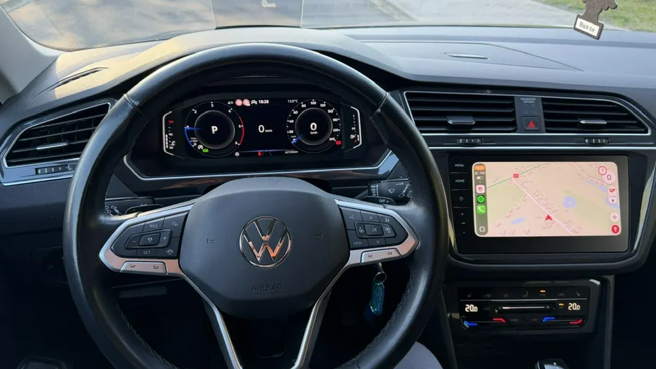 VOLKSWAGEN Tiguan Allspace -